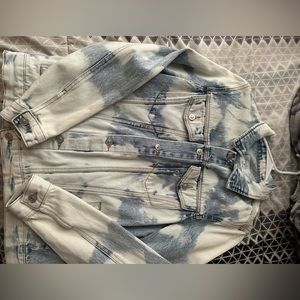 Blue and white bleached!! Super cute and very edgy